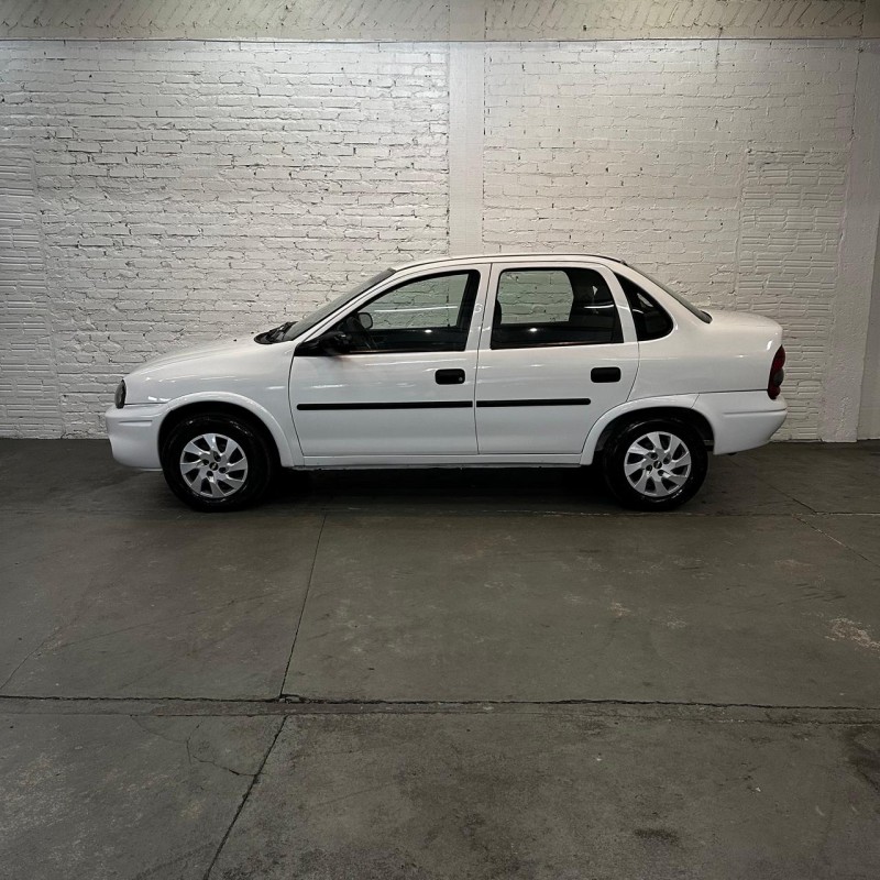 CLASSIC 1.0 MPFI LIFE 8V GASOLINA 4P MANUAL - 2006 - CAXIAS DO SUL