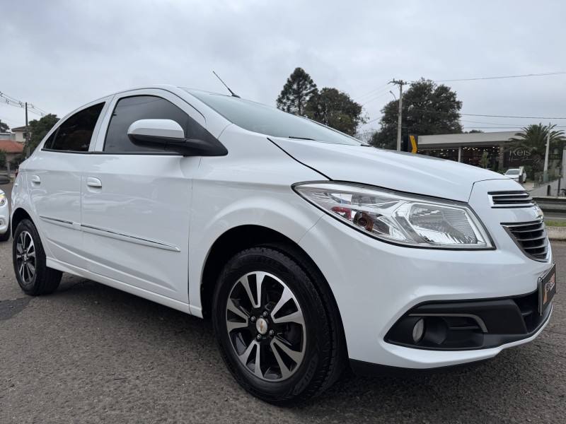 ONIX 1.0 LT 12V FLEX 4P MANUAL - 2013 - DOIS IRMãOS