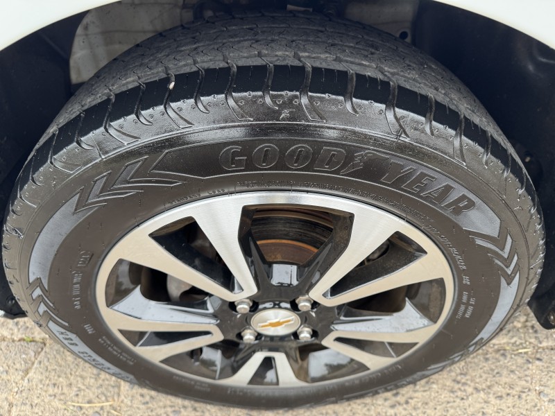 ONIX 1.0 LT 12V FLEX 4P MANUAL - 2013 - DOIS IRMãOS