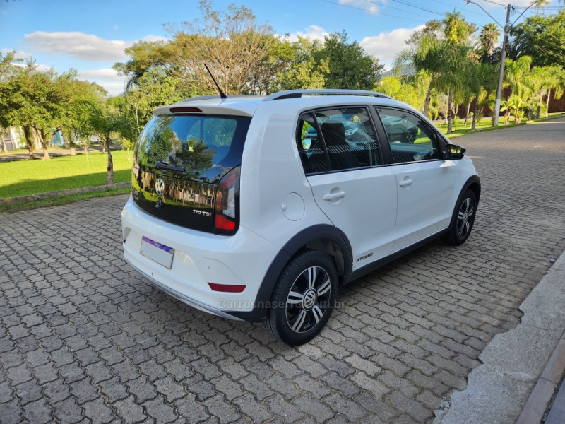 UP 1.0 TSI XTREME UP 12V FLEX 4P MANUAL - 2020 - MONTENEGRO