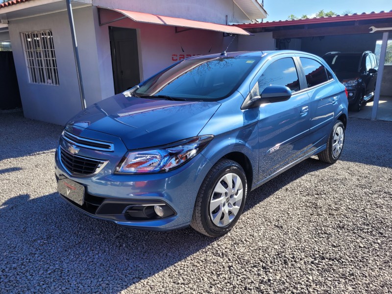 ONIX 1.4 MPFI LT 8V FLEX 4P MANUAL - 2016 - CARLOS BARBOSA