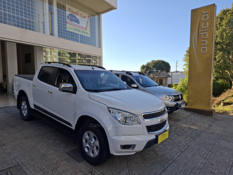 s10 2.4 ltz 4x2 cd 8v flex 4p manual 2013 caxias do sul