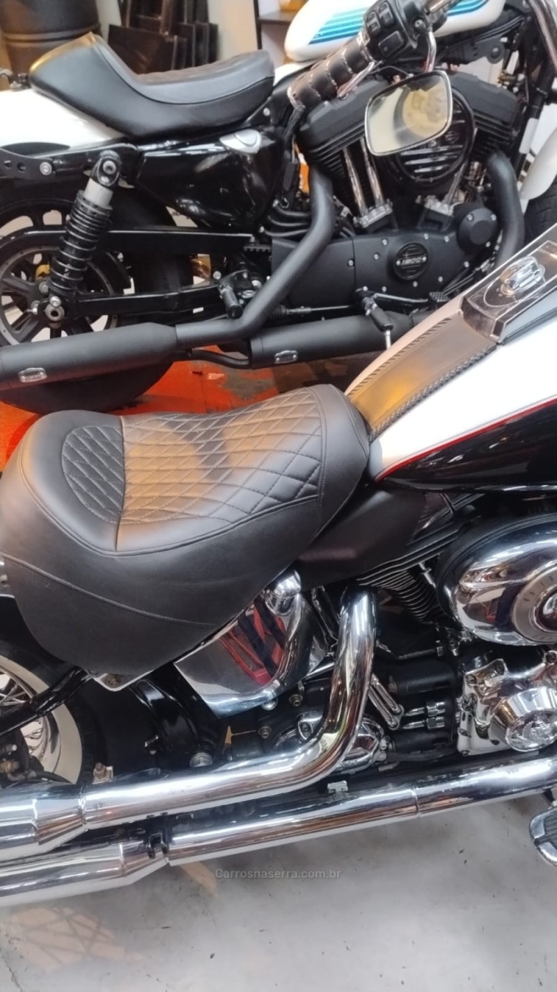 SOFTAIL DELUXE - 2015 - CAXIAS DO SUL