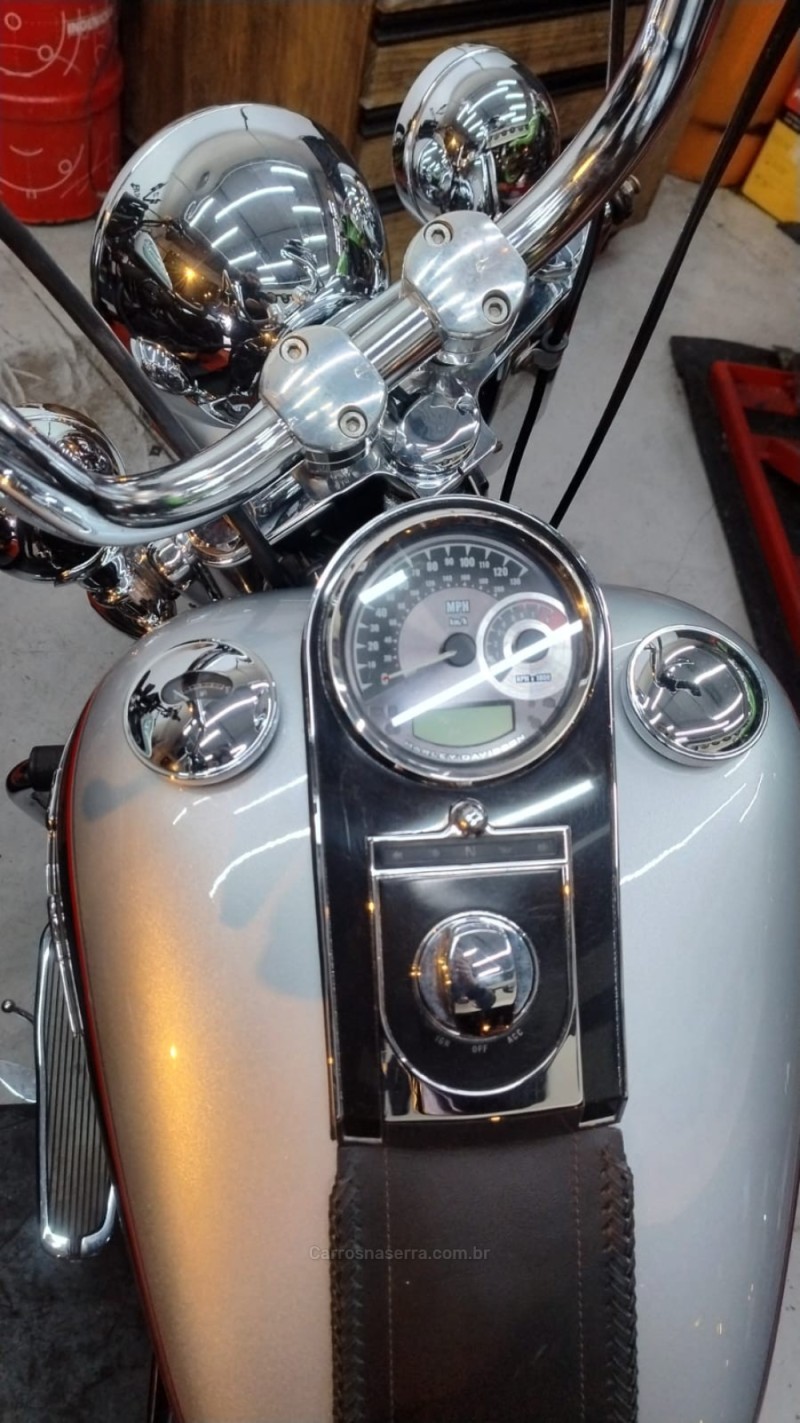 SOFTAIL DELUXE - 2015 - CAXIAS DO SUL