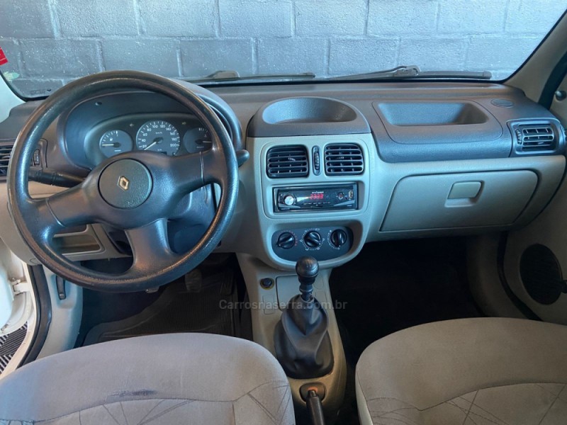 CLIO 1.0 AUTHENTIQUE 16V FLEX 2P MANUAL - 2004 - CAXIAS DO SUL