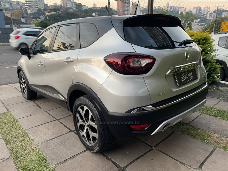 CAPTUR 1.6 16V FLEX INTENSE AUTOMÁTICO - 2019 - CAXIAS DO SUL