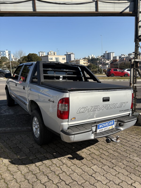 S10 2.8 DLX 4X4 CD 12V TURBO INTERCOOLER DIESEL 4P MANUAL - 2004 - FARROUPILHA