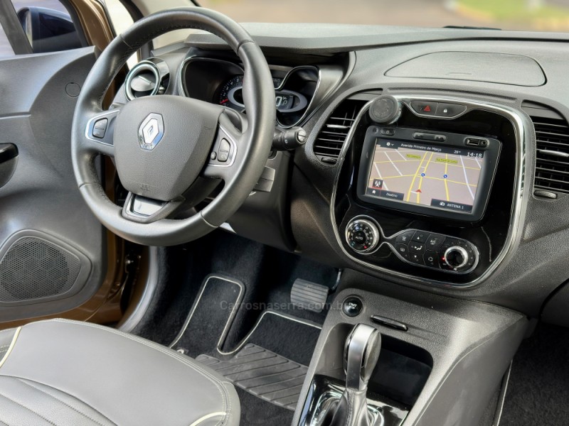 CAPTUR 2.0 16V FLEX INTENSE AUTOMÁTICO - 2018 - NOVO HAMBURGO