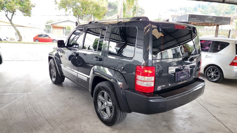 CHEROKEE 3.7 LIMITED 4X4 V6 12V GASOLINA 4P AUTOMÁTICO - 2011 - CAXIAS DO SUL