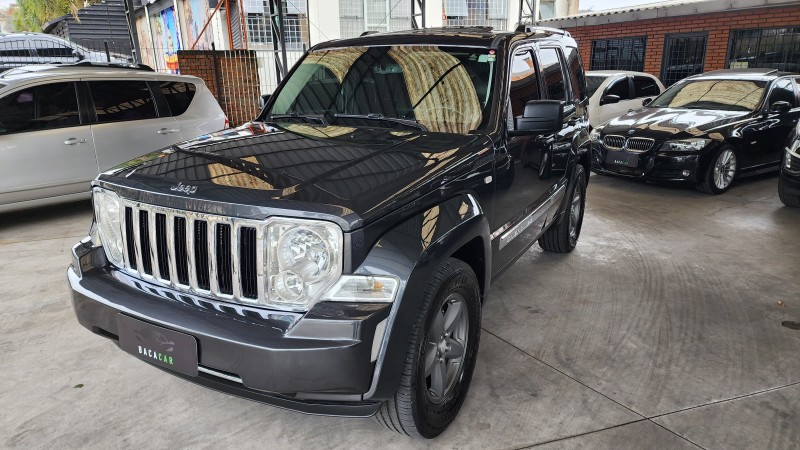 CHEROKEE 3.7 LIMITED 4X4 V6 12V GASOLINA 4P AUTOMÁTICO - 2011 - CAXIAS DO SUL