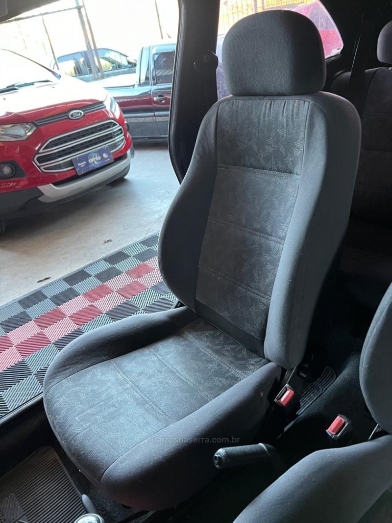 CELTA 1.0 MPFI VHCE SPIRIT 8V FLEX 2P MANUAL - 2003 - CAXIAS DO SUL
