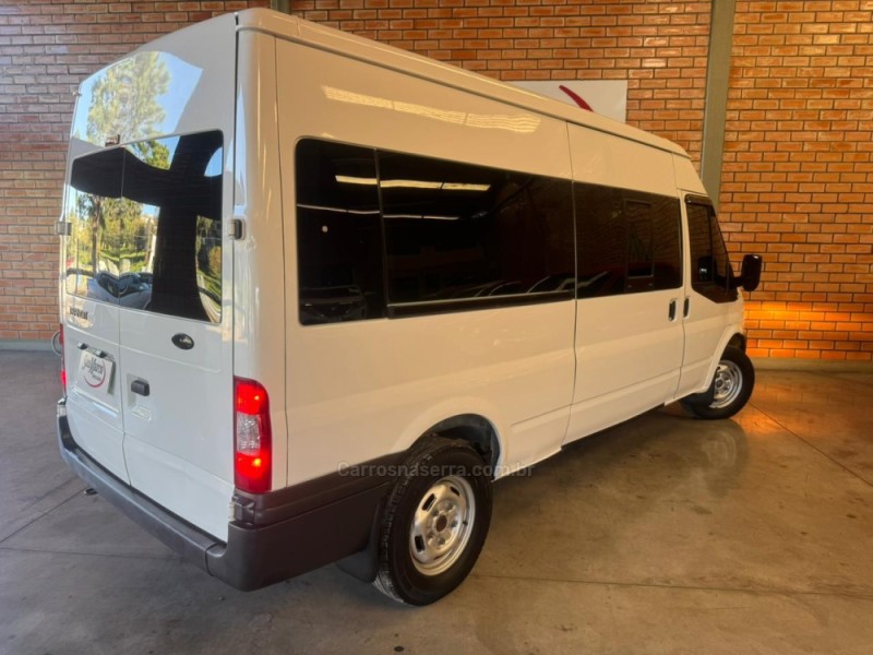 TRANSIT 2.4 VAN TURBO DIESEL 3P MANUAL - 2012 - SãO MARCOS