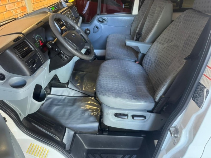 TRANSIT 2.4 VAN TURBO DIESEL 3P MANUAL - 2012 - SãO MARCOS