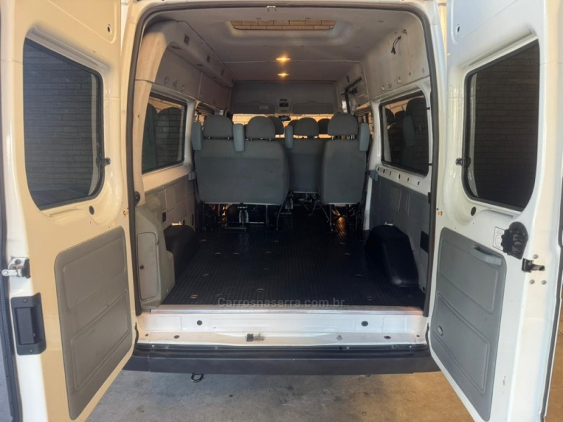 TRANSIT 2.4 VAN TURBO DIESEL 3P MANUAL - 2012 - SãO MARCOS