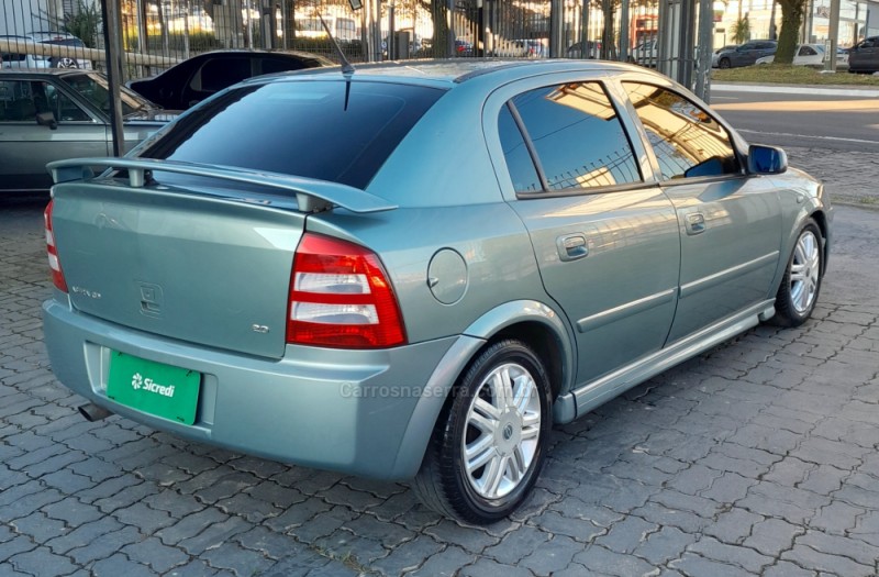 ASTRA 2.0 MPFI CD 8V GASOLINA 4P MANUAL - 2003 - CAXIAS DO SUL