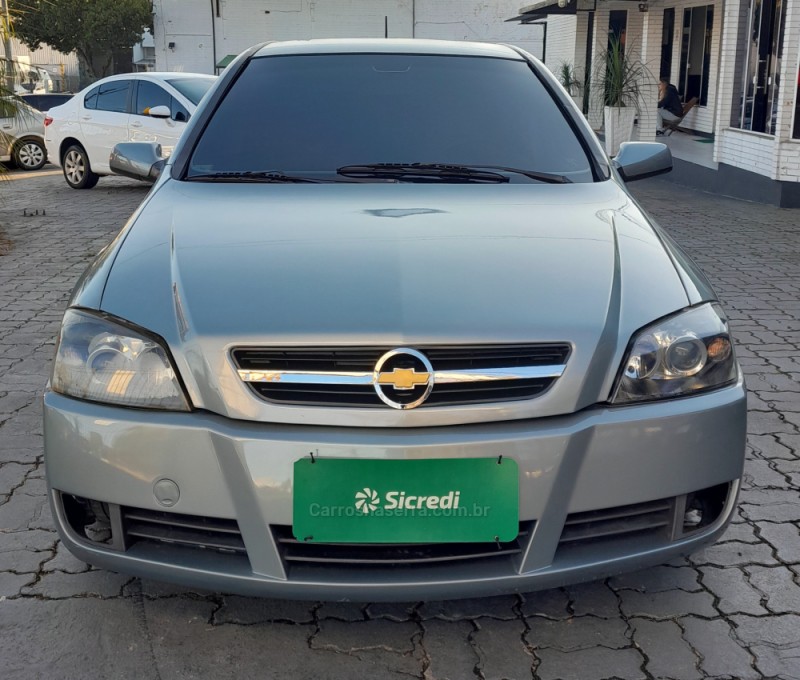 ASTRA 2.0 MPFI CD 8V GASOLINA 4P MANUAL - 2003 - CAXIAS DO SUL
