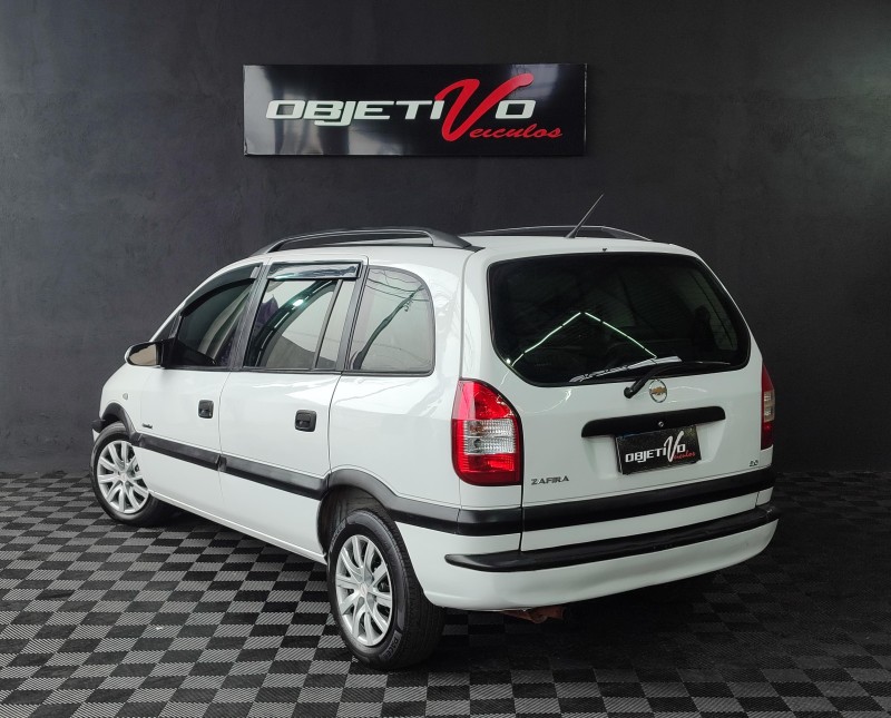 ZAFIRA 2.0 MPFI COMFORT 8V FLEX 4P MANUAL - 2012 - CAXIAS DO SUL
