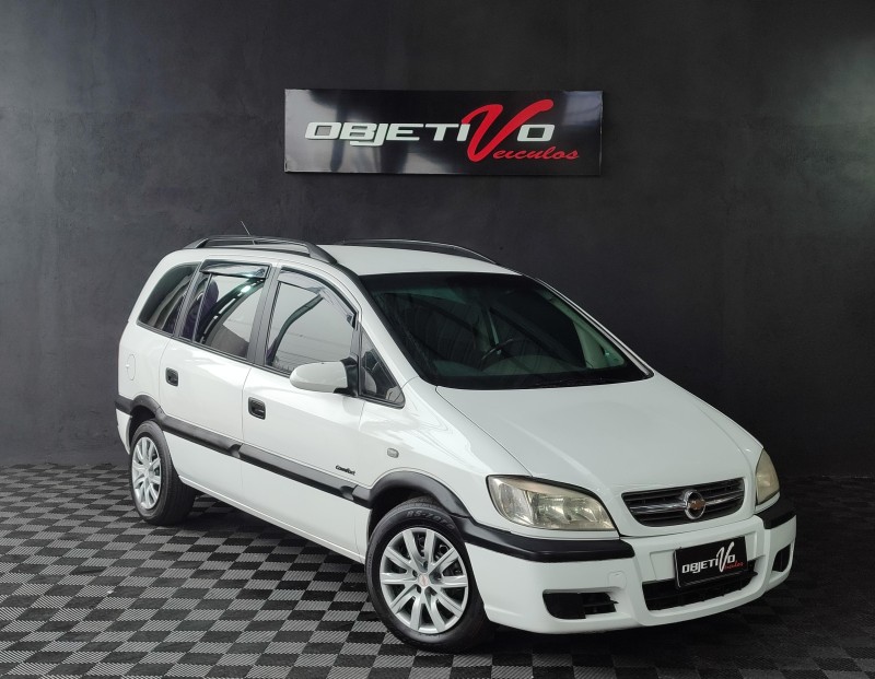 ZAFIRA 2.0 MPFI COMFORT 8V FLEX 4P MANUAL - 2012 - CAXIAS DO SUL