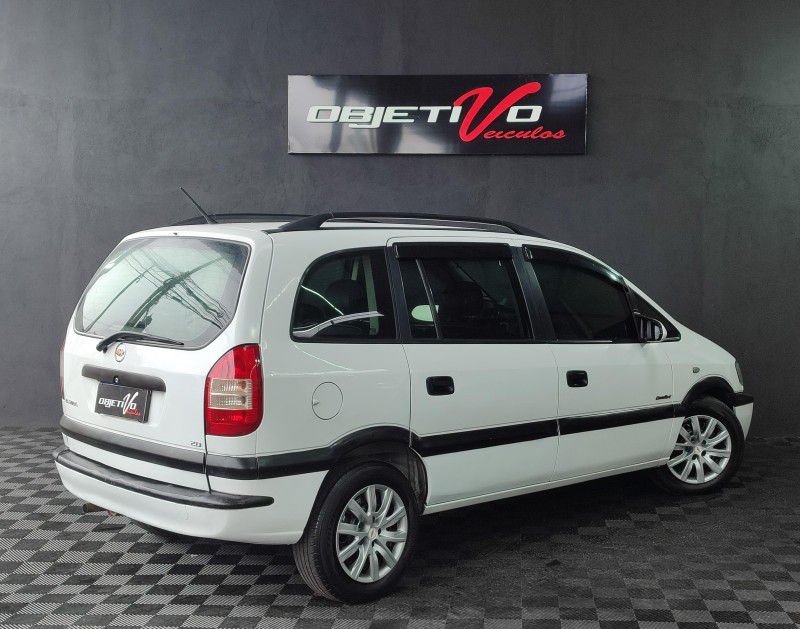ZAFIRA 2.0 MPFI COMFORT 8V FLEX 4P MANUAL - 2012 - CAXIAS DO SUL