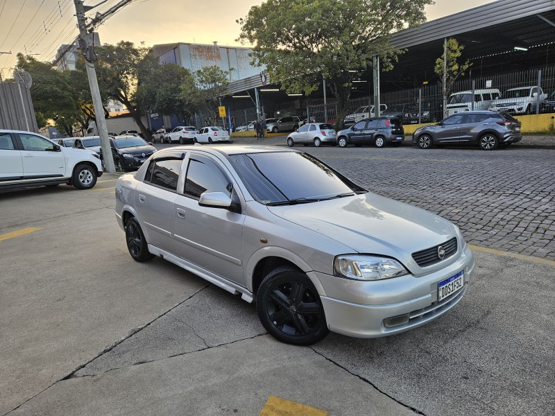 ASTRA 1.8 MPFI MILLENIUM II SEDAN 8V GASOLINA 4P MANUAL - 2001 - CAXIAS DO SUL