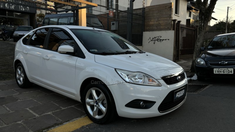 FOCUS 1.6 SE 16V FLEX 4P MANUAL - 2012 - BENTO GONçALVES