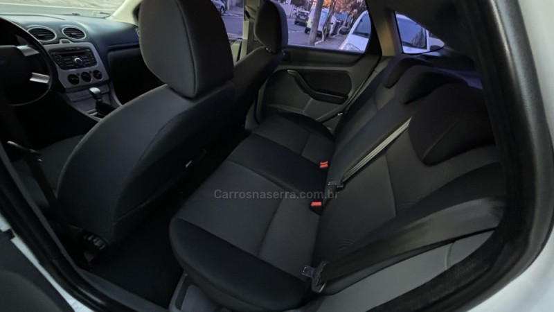 FOCUS 1.6 SE 16V FLEX 4P MANUAL - 2012 - BENTO GONçALVES