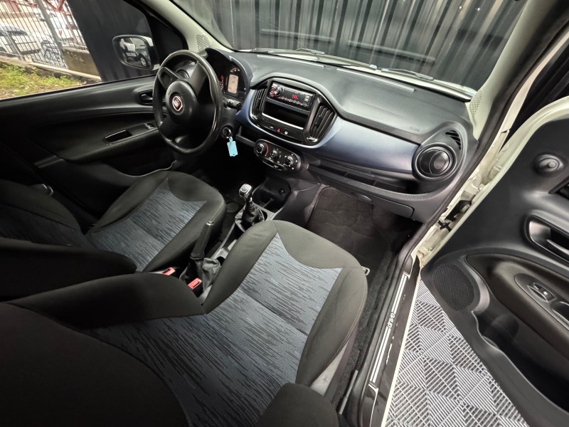 UNO 1.0 FIREFLY FLEX ATTRACTIVE 4P MANUAL - 2018 - CAXIAS DO SUL