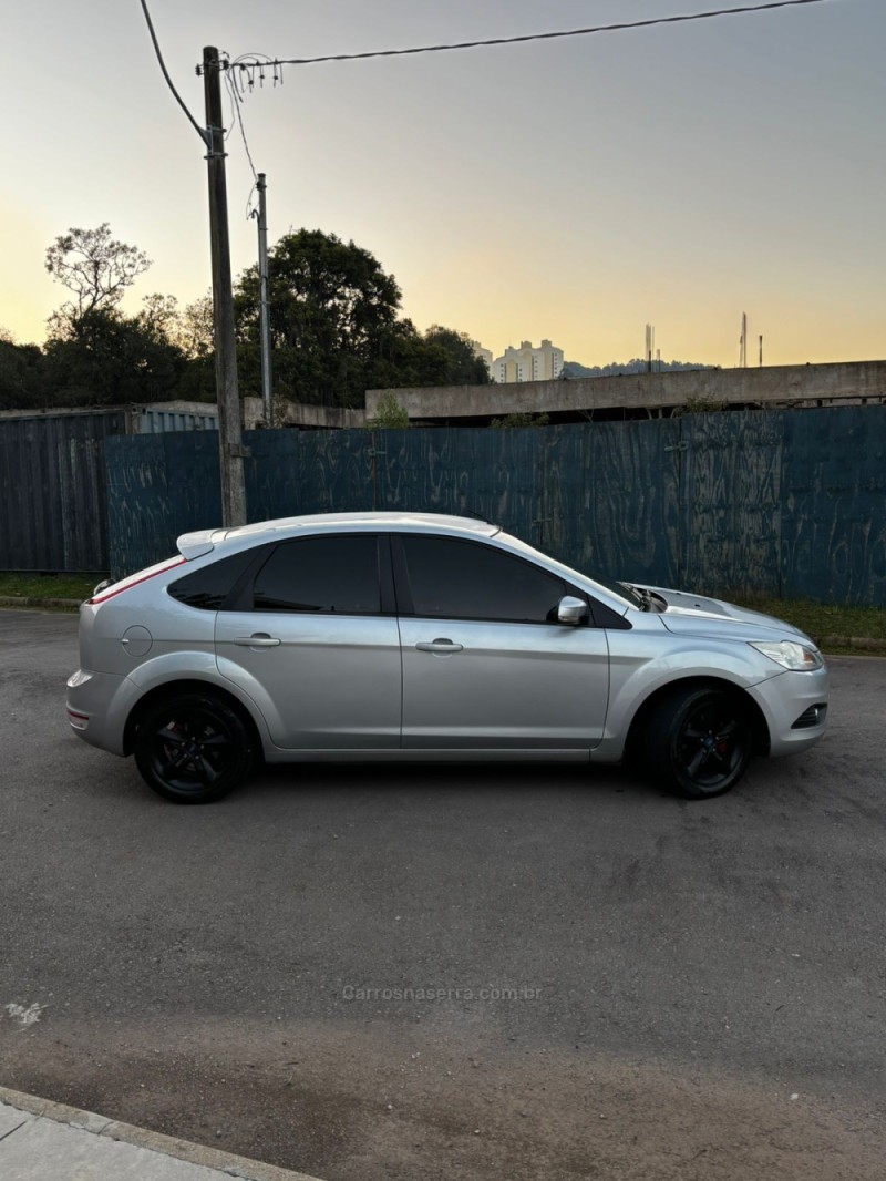 FOCUS 1.6 GLX 16V FLEX 4P MANUAL - 2013 - CAXIAS DO SUL