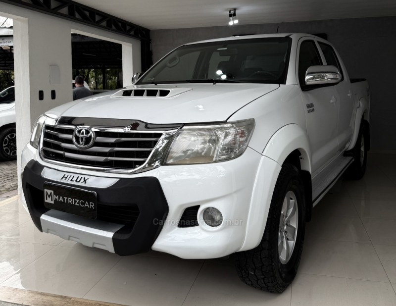 HILUX 3.0 8V SRV 4X4 CD TURBO DIESEL 4P MANUAL - 2013 - CANELA