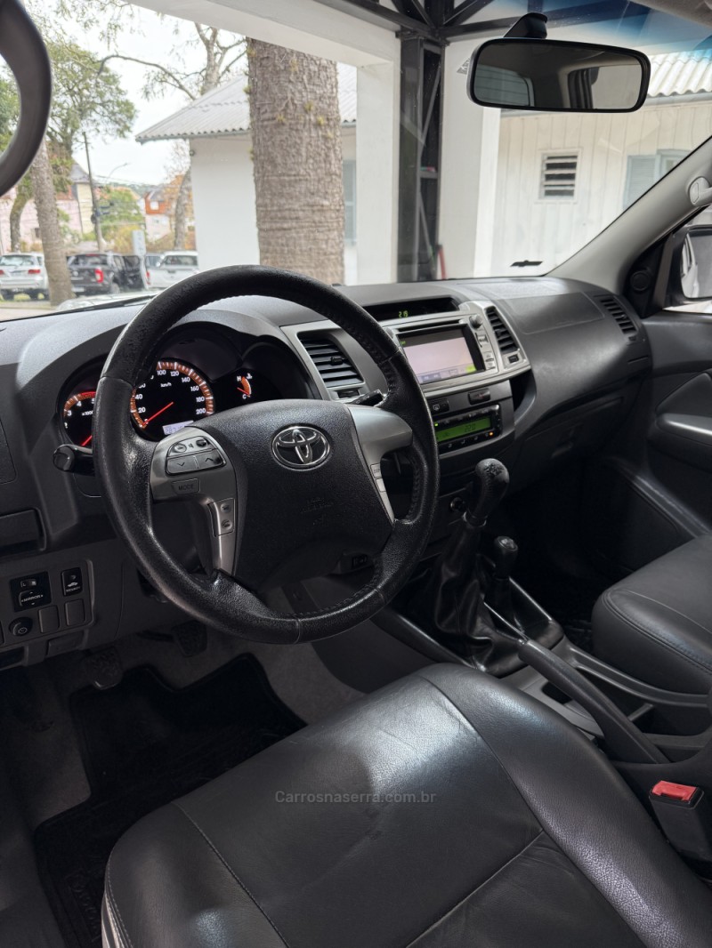 HILUX 3.0 8V SRV 4X4 CD TURBO DIESEL 4P MANUAL - 2013 - CANELA
