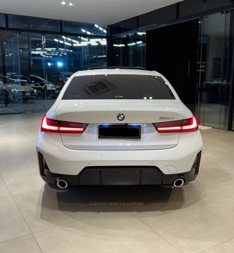 320I 2.0 M SPORT 16V TURBO ACTIVEFLEX 4P AUTOMÁTICO - 2023 - PASSO FUNDO