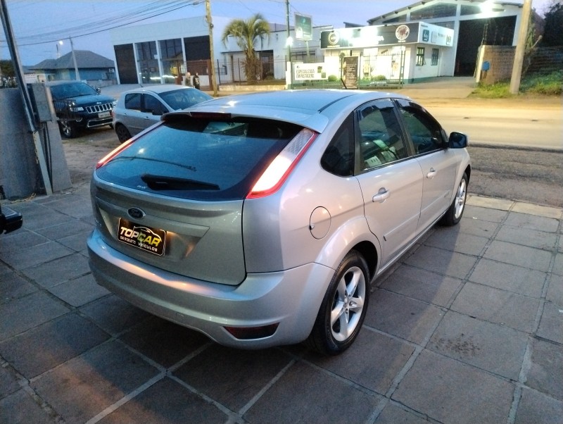FOCUS 1.6 GLX 16V FLEX 4P MANUAL - 2010 - VACARIA