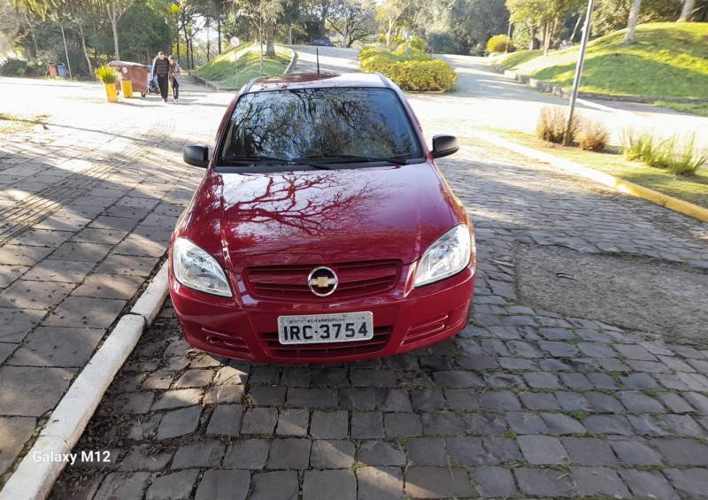 CELTA 1.0 MPFI SPIRIT 8V FLEX 4P MANUAL - 2011 - FARROUPILHA