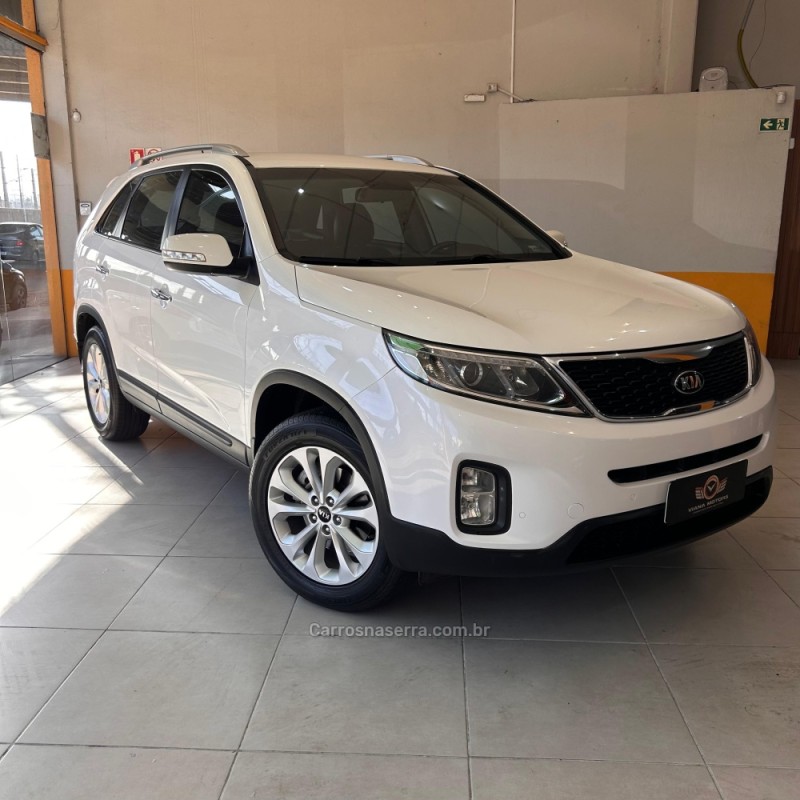 SORENTO 2.4 EX 4X2 16V GASOLINA 4P AUTOMÁTICO - 2015 - SAPUCAIA DO SUL