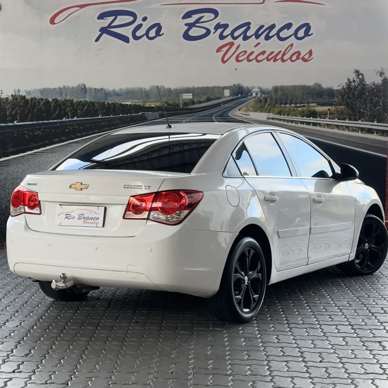 CRUZE 1.8 LT 16V FLEX 4P AUTOMÁTICO - 2013 - CAXIAS DO SUL
