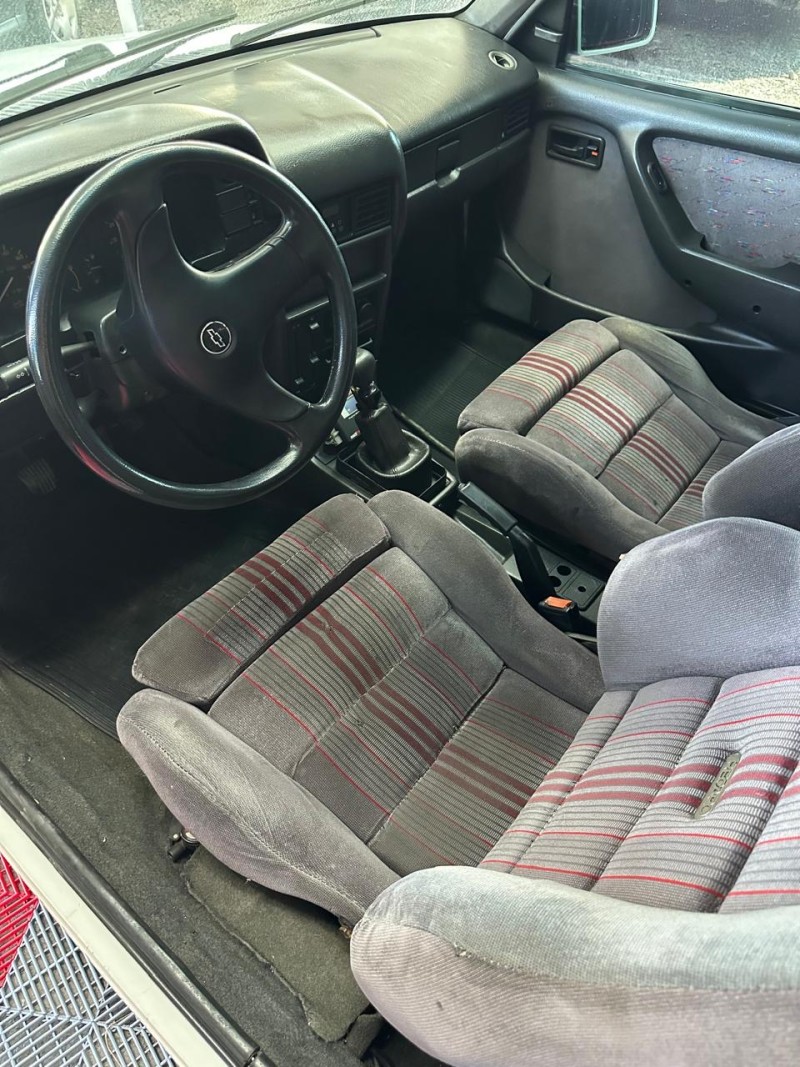 KADETT 2.0 EFI SPORT 8V GASOLINA 2P MANUAL - 1996 - CAXIAS DO SUL