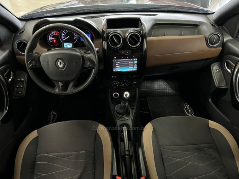 DUSTER 2.0 DYNAMIQUE 4X4 16V FLEX 4P MANUAL - 2016 - TAQUARA