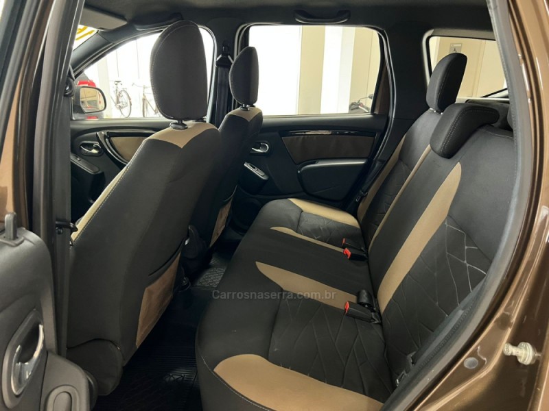 DUSTER 2.0 DYNAMIQUE 4X4 16V FLEX 4P MANUAL - 2016 - TAQUARA