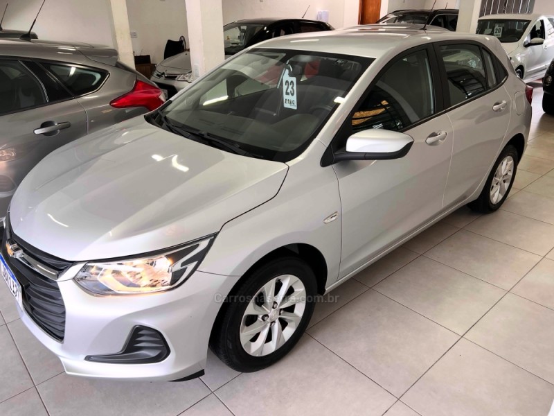 ONIX 1.0 LT 12V FLEX 4P MANUAL - 2023 - CARLOS BARBOSA