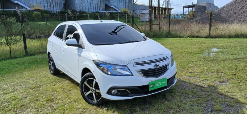 ONIX 1.4 MPFI LTZ 8V FLEX 4P MANUAL - 2015 - VACARIA