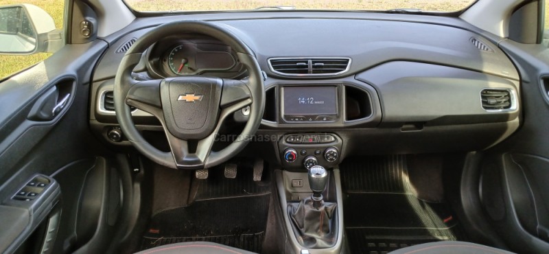 ONIX 1.4 MPFI LTZ 8V FLEX 4P MANUAL - 2015 - VACARIA