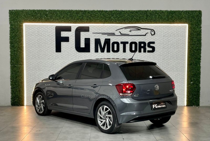 POLO 1.0	200 TSI HIGHLINE AUTOMÁTICO  - 2018 - NOVO HAMBURGO