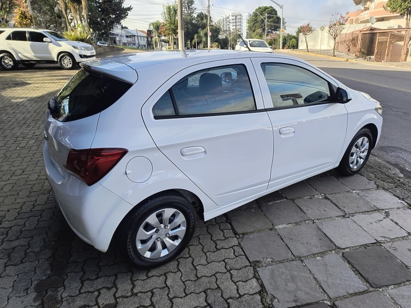 ONIX 1.0 LT PLUS 8V FLEX 4P MANUAL - 2019 - BENTO GONçALVES