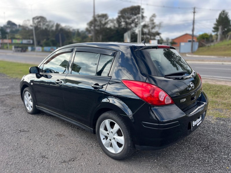 TIIDA 1.8 SL 16V FLEX 4P MANUAL - 2011 - FARROUPILHA