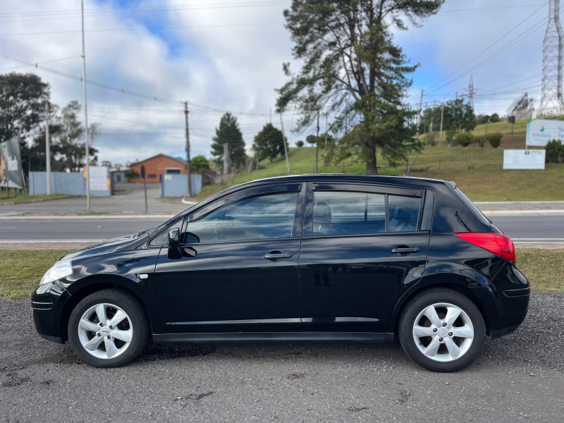 TIIDA 1.8 SL 16V FLEX 4P MANUAL - 2011 - FARROUPILHA