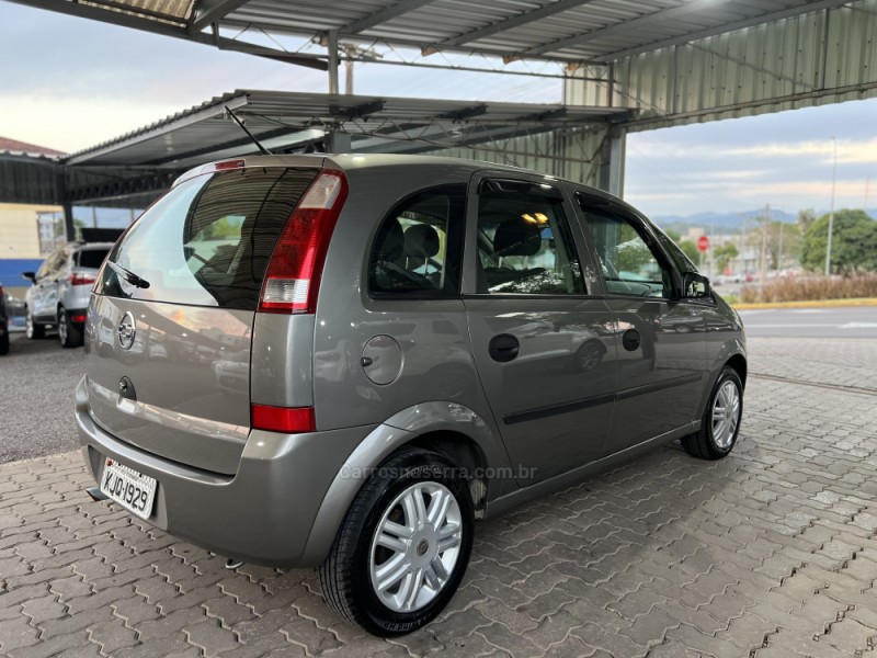 MERIVA 1.8 MPFI CD 8V FLEX 4P MANUAL - 2004 - BOM PRINCíPIO