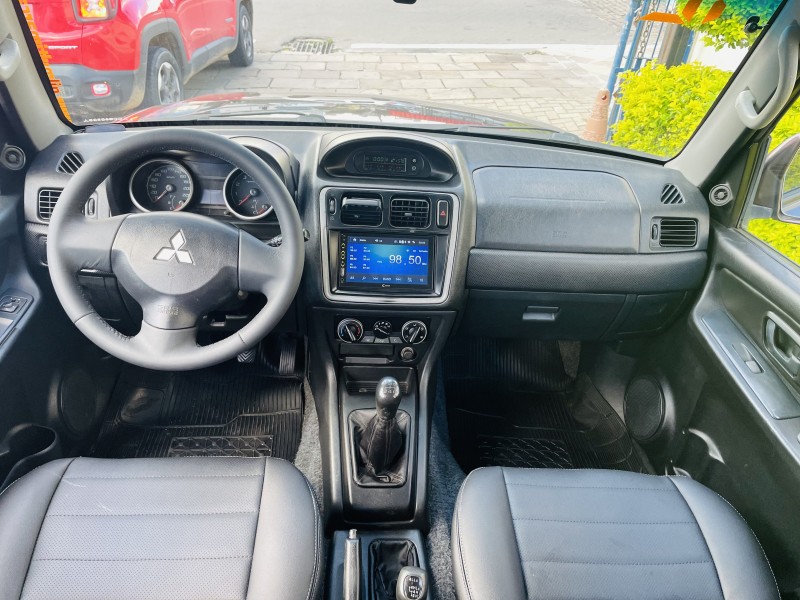PAJERO TR4 2.0 4X4 16V 140CV FLEX 4P MANUAL - 2012 - CAXIAS DO SUL
