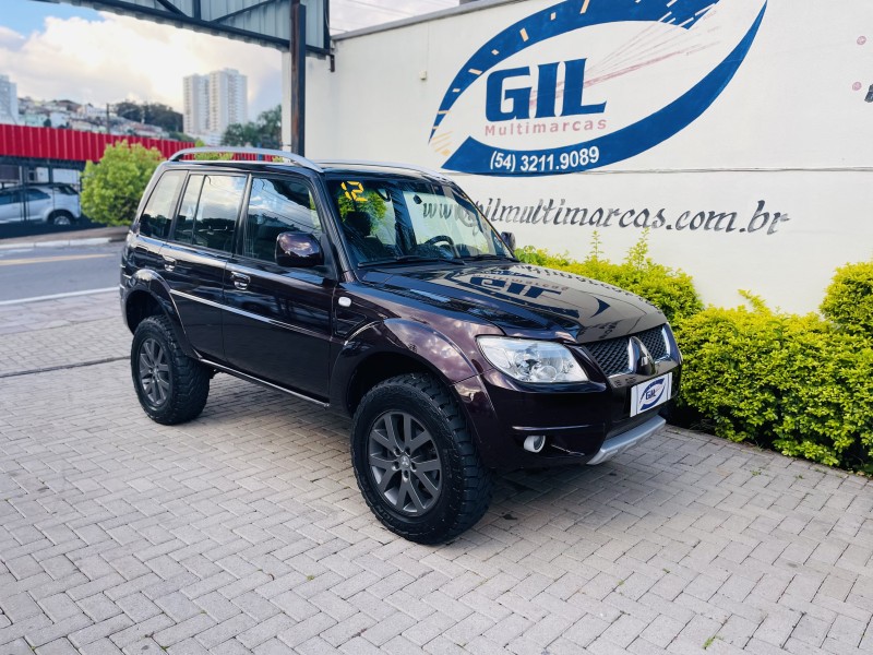 PAJERO TR4 2.0 4X4 16V 140CV FLEX 4P MANUAL - 2012 - CAXIAS DO SUL