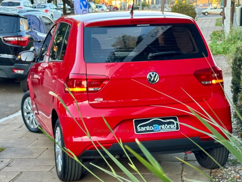 FOX 1.0 MI TRENDLINE 8V FLEX 4P MANUAL - 2015 - LAGOA VERMELHA