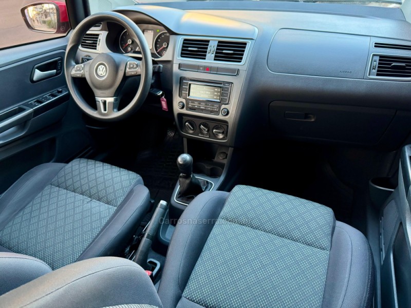 FOX 1.0 MI TRENDLINE 8V FLEX 4P MANUAL - 2015 - LAGOA VERMELHA